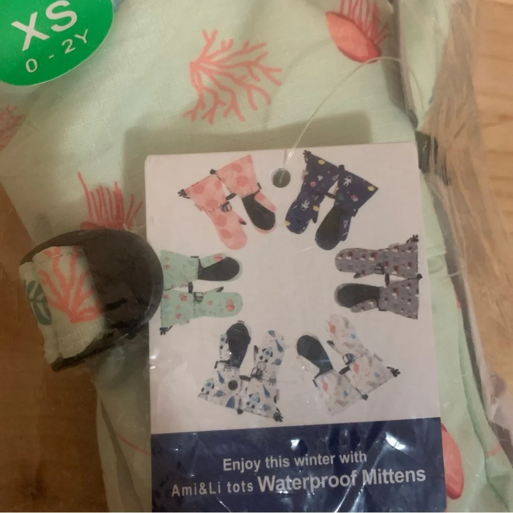 Ami & Li Mint Green Sea Life Mittens 3M Thinsulate Waterproof XS 0-2 Yr Toddler